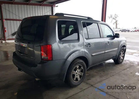 2011 Honda Pilot Touring из США, поврежденный, VIN 5FNYF3H91BB044860